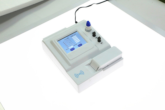 Profesyonel 3 Kanallı Spesifik Protein Analizörü Hba1c Analizörü Taşınabilir